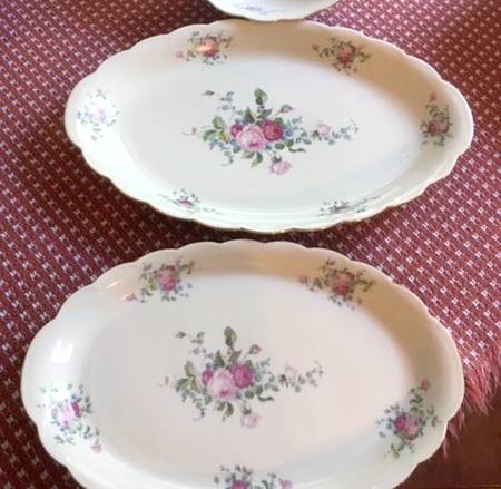 ROB384 14" Oval Serving Platter