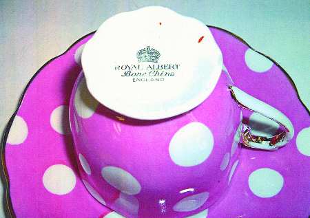 Polka Dot Series Footed Cup & Saucer Set