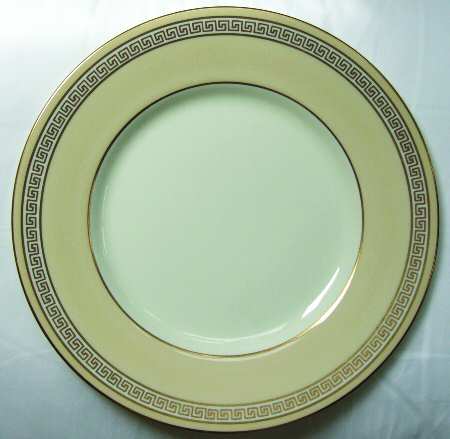 V1240 by Royal Doulton