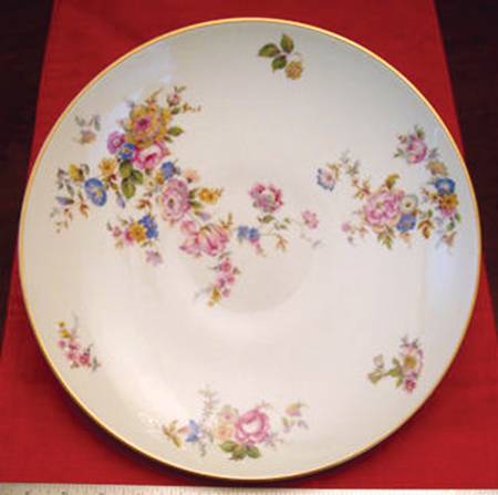 847 Footed Cake Plate
