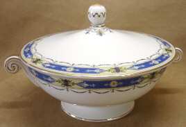 Deauville Round Covered Vegetable