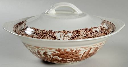 Historic Castles Brown Round Covered Vegetable
