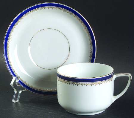D1323 Flat Cup & Saucer Set