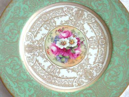 C2437 Dinner Plate