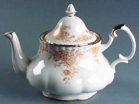 Old Country Roses Gold Teapot & Lid