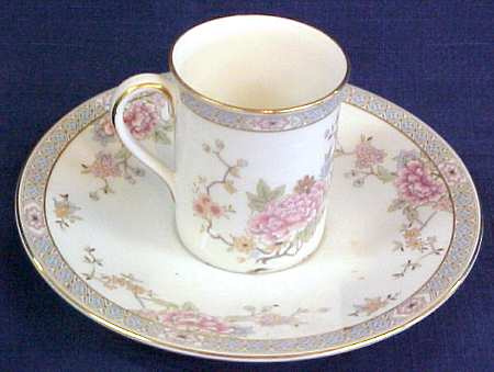 RD273 by Royal Doulton
