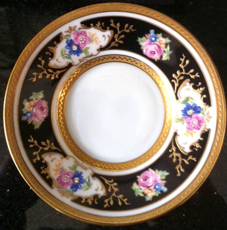 Double Drours Saucer