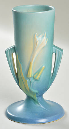 Thornapple Blue 7" Handled Vase