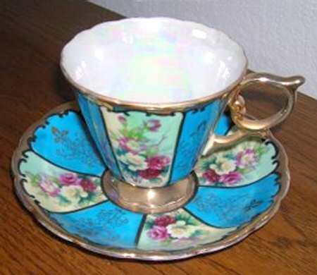 RSY31 Footed Cup & Saucer Set