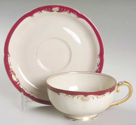 ROT265 Footed Cup & Saucer Set