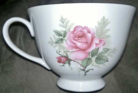 1802 Footed Cup