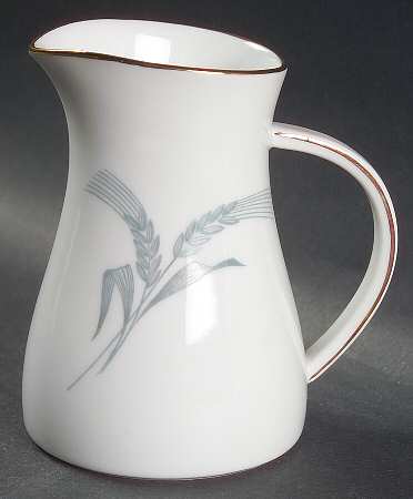 ROT268 Creamer by Royal Tettau