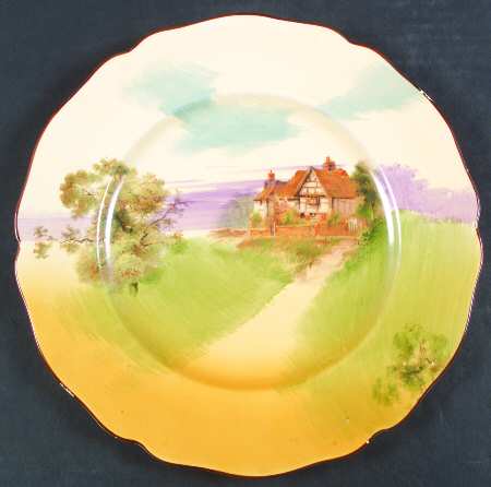 English Cottages a (Scalloped) by Royal Doulton