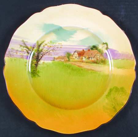 English Cottages a (Scalloped) Dinner Plate