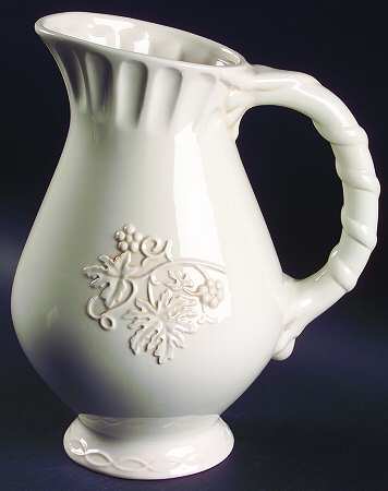 Vineyard Collection 80 Oz Pitcher