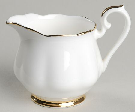 Hampton Gold Creamer