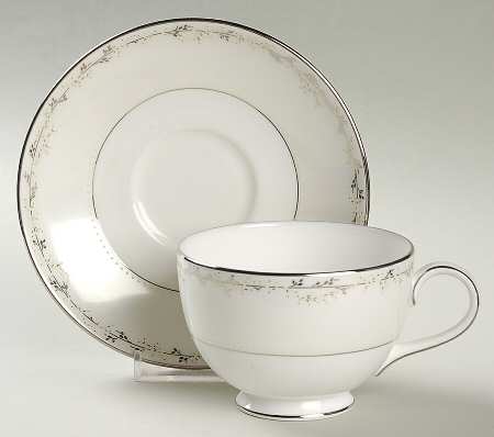 Epiphany Footed Cup & Saucer Set