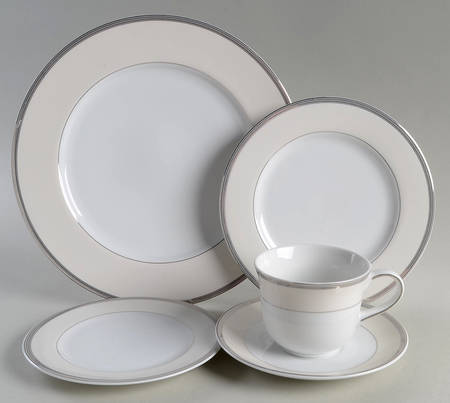 Mezzanine 5 Piece Place Setting