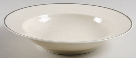 3471 (Cream Background) Rim Soup Bowl
