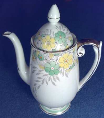 Wanda Coffee Pot & Lid