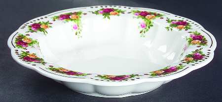 Old Country Roses (Golden Pearl) Rim Soup Bowl