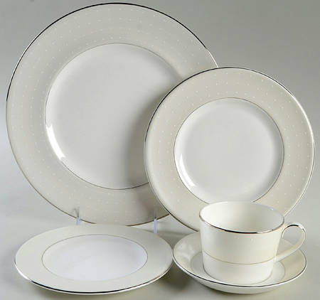 Etoile Platinum 5 Piece Place Setting