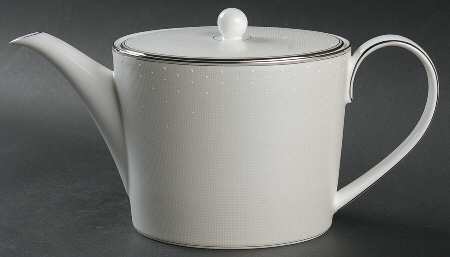 Pointe d'Esprit Teapot & Lid