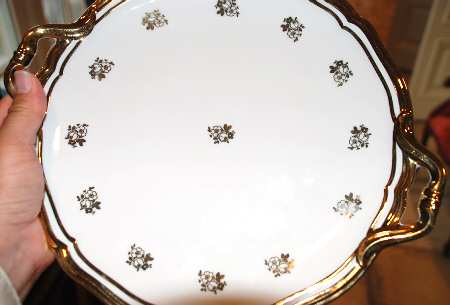 R1863 Handled Cake Plate