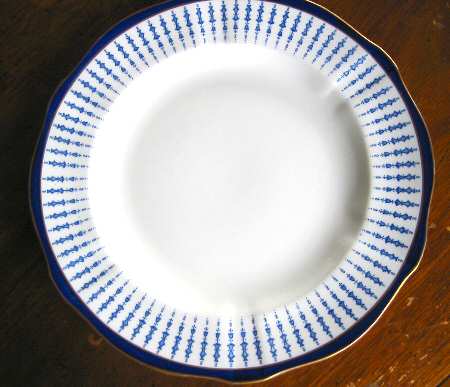 4436a by Royal Crown Derby