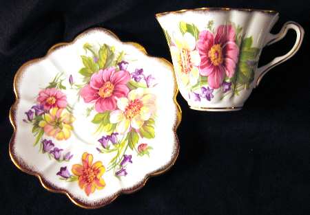 5086 Flat Cup & Saucer Set