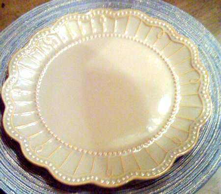 Mary Anne Caramel Dinner Plate