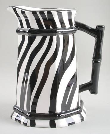 Zebra 64 Oz Pitcher