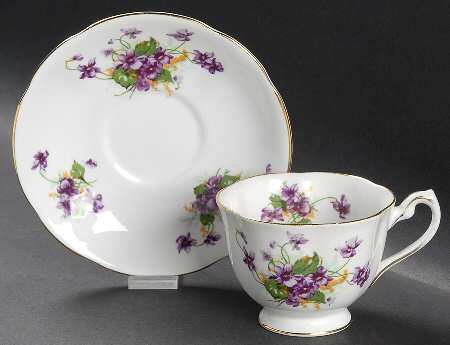 1299 Footed Cup & Saucer Set