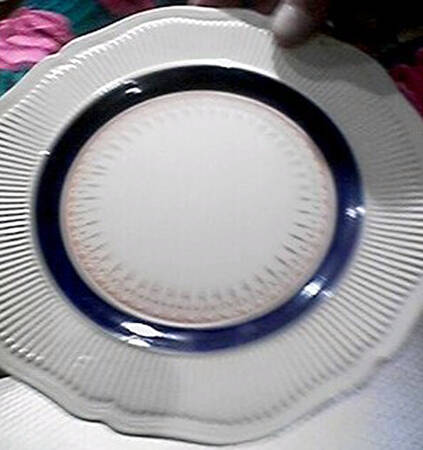 D6092 by Royal Doulton