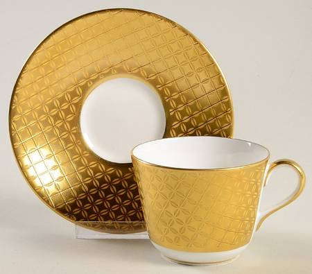 Flat Cup & Saucer Set