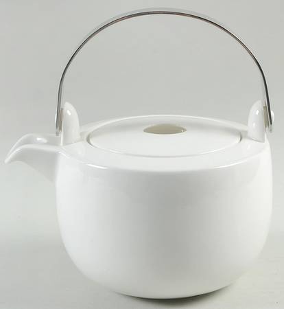 Everytime White Teapot & Lid