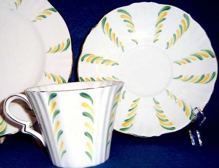 1053 Flat Cup & Saucer Set