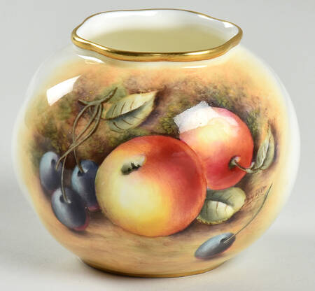 W4533 Globe Vase