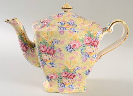 Welbeck (Bone, Circa 1995) Ascot Teapot & Lid