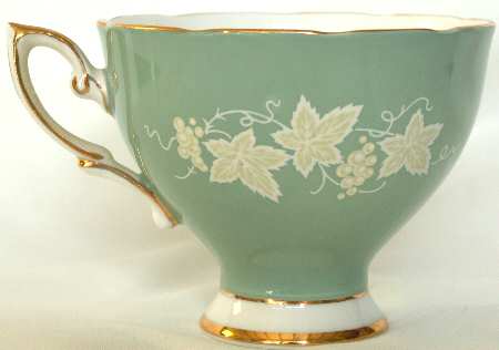 2614 Footed Cup