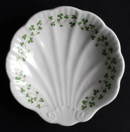 Trellis Shamrock (Century) Shell Shaped Dish