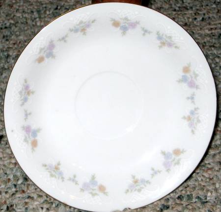 RGT8 Saucer