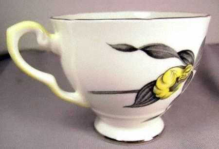 2476 Footed Cup