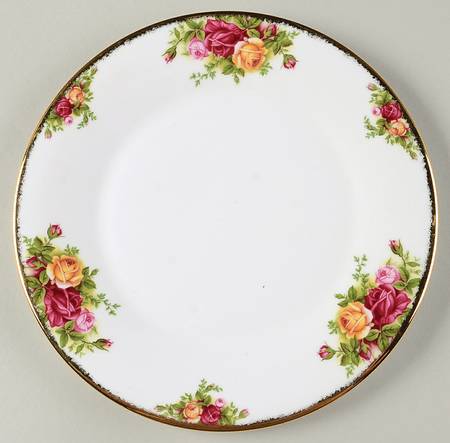 Old Country Roses (Not Fluted) Luncheon Plate