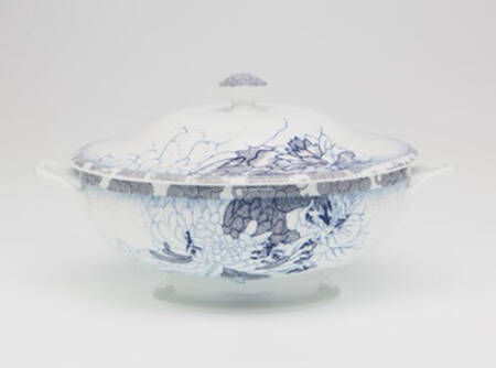 Reve Bleu Tureen &  Lid