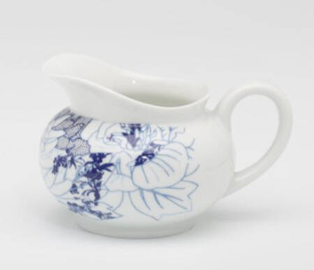 Reve Bleu Creamer
