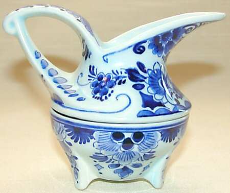 1693 by Royal Delft