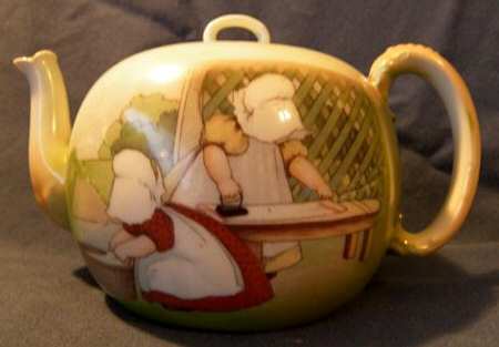 Sunbonnet Babies Teapot & Lid