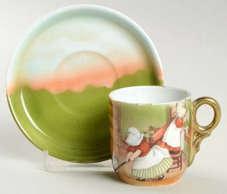 Sunbonnet Babies Flat Demitasse Cup & Saucer Set