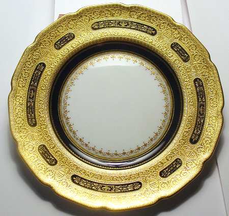 E4704 by Royal Doulton